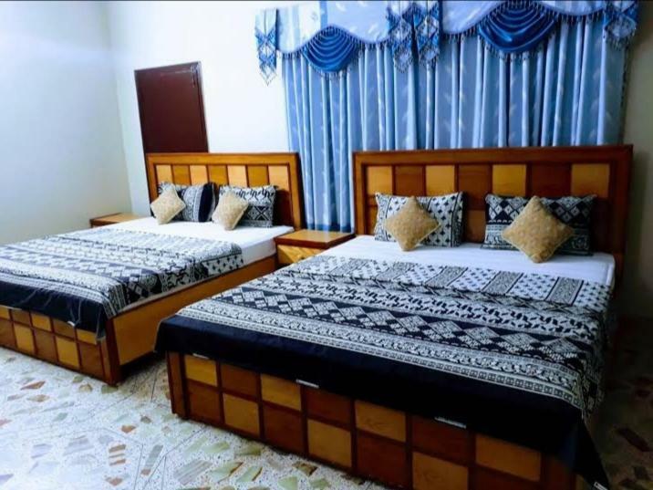 Galaxy Palace Near Millennium Mall Karachi Luaran gambar